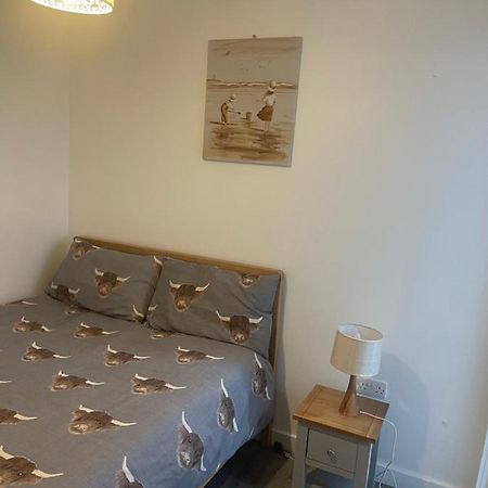 Ferienwohnung 2 Bed Flat Right In Centre Of Portrush Town Exterior foto